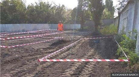Stalin era mass grave found in Ukraine