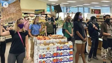 BLM's faithful to communism want grocery store takeover