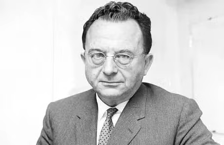 Erich Fromm min