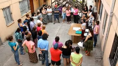 Juntas de Vecinos Symbol of the Reterritorialization of the Left