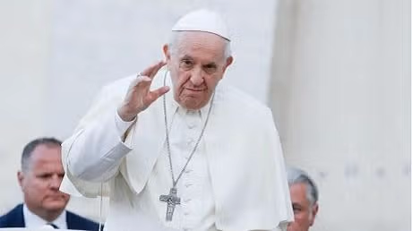 The Pope’s Relationship with Cuba’s Dictator Is a Disgrace to Christianity